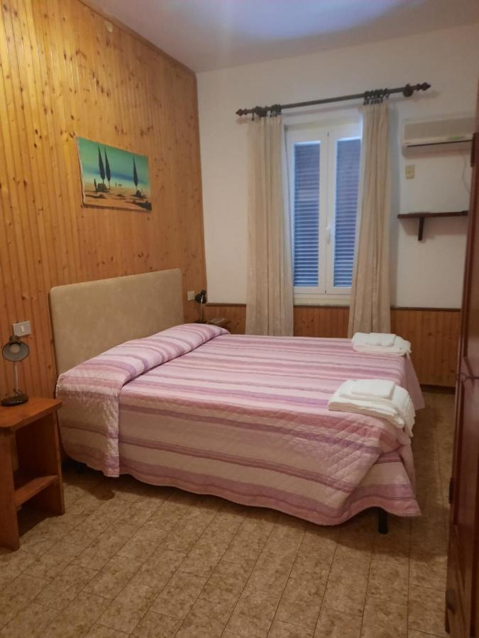 Hotel Villa Claudio Marina di Massa Εξωτερικό φωτογραφία