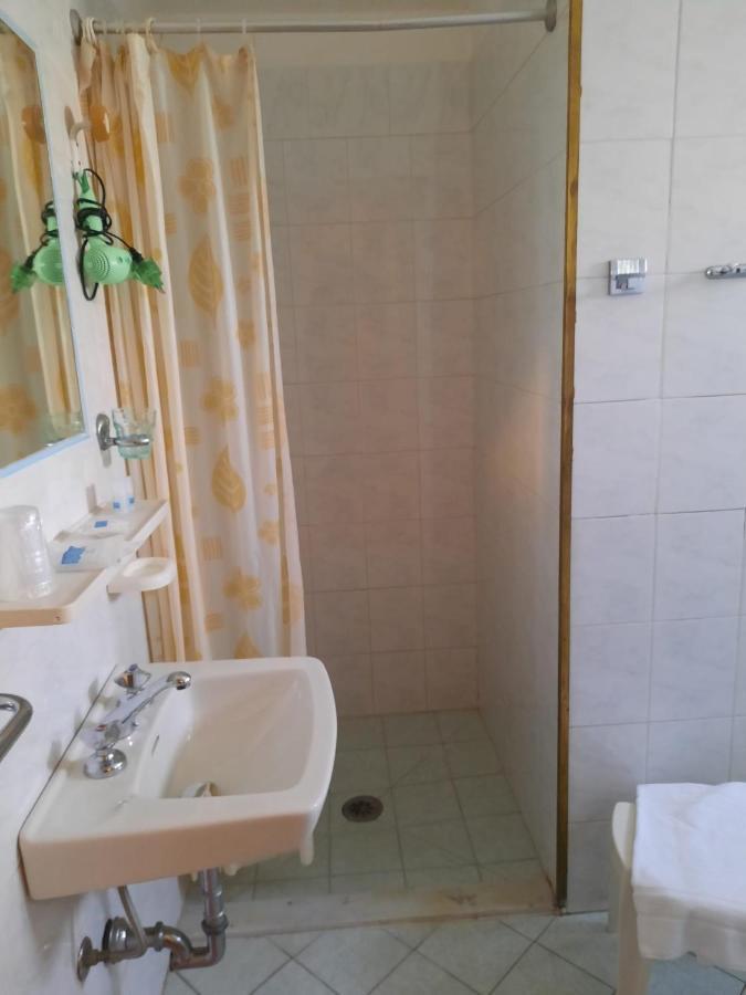 Hotel Villa Claudio Marina di Massa Εξωτερικό φωτογραφία