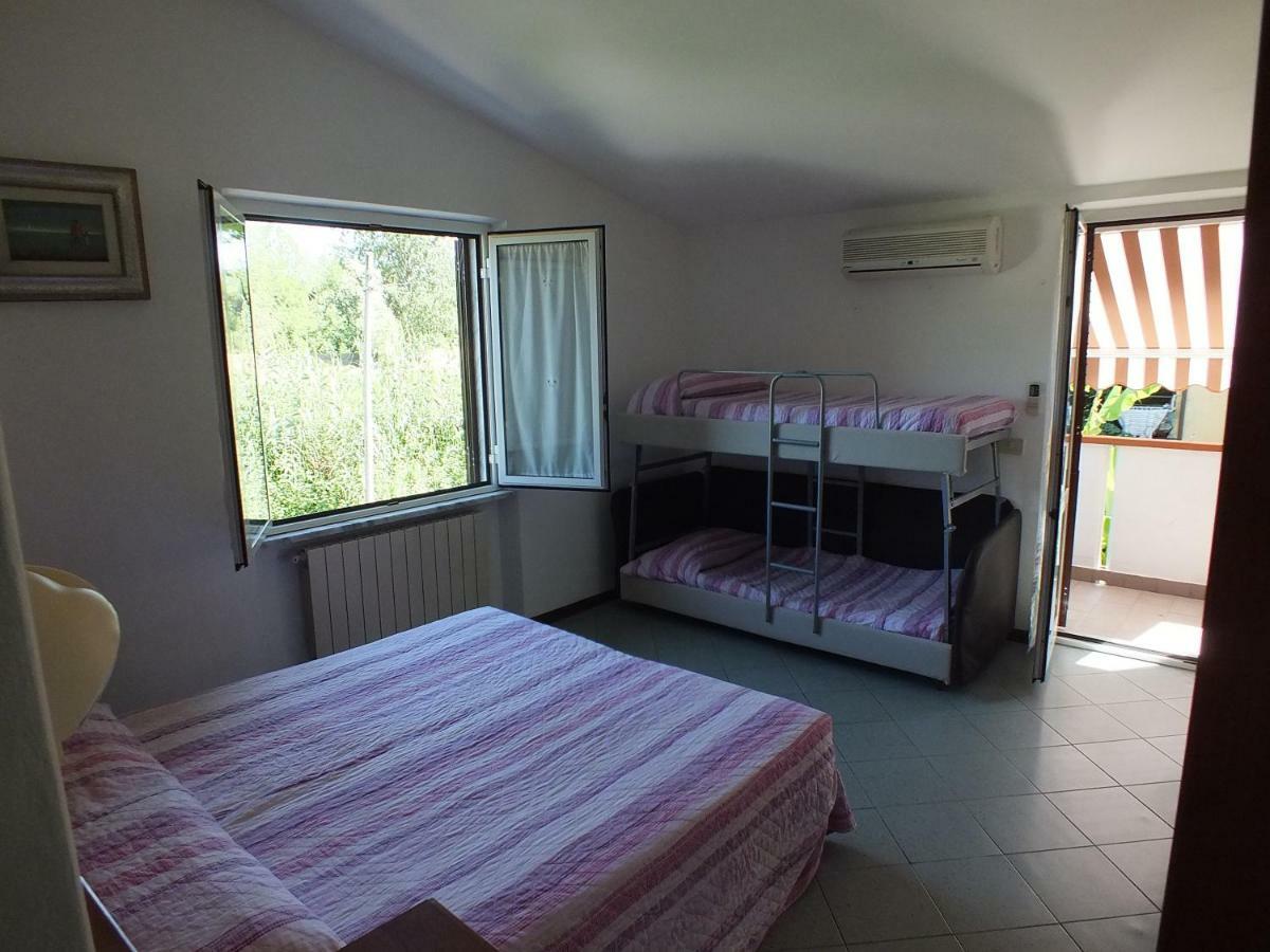 Hotel Villa Claudio Marina di Massa Εξωτερικό φωτογραφία
